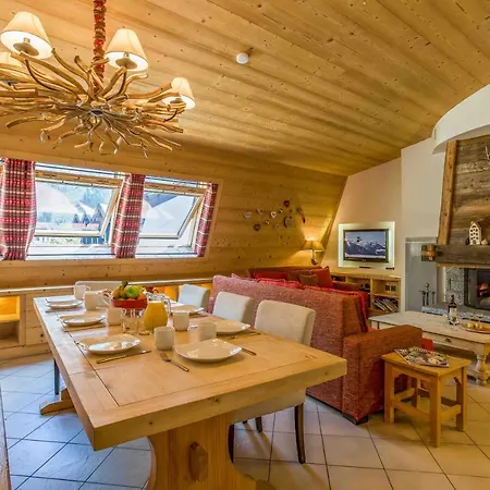Le Paradis 18 - Year Apartment *