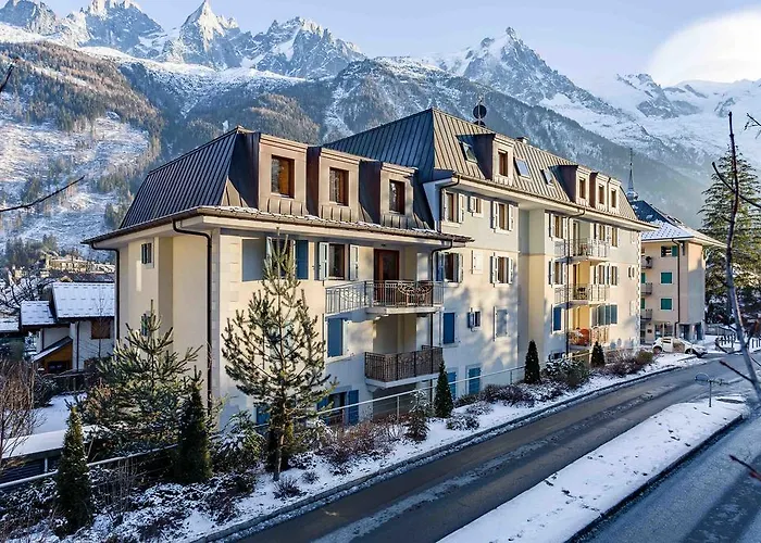 Le Paradis 18 - Year Apartment *